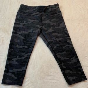 Camo Capri Leggings